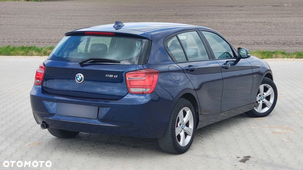 BMW Seria 1 118d Sport Line - 7