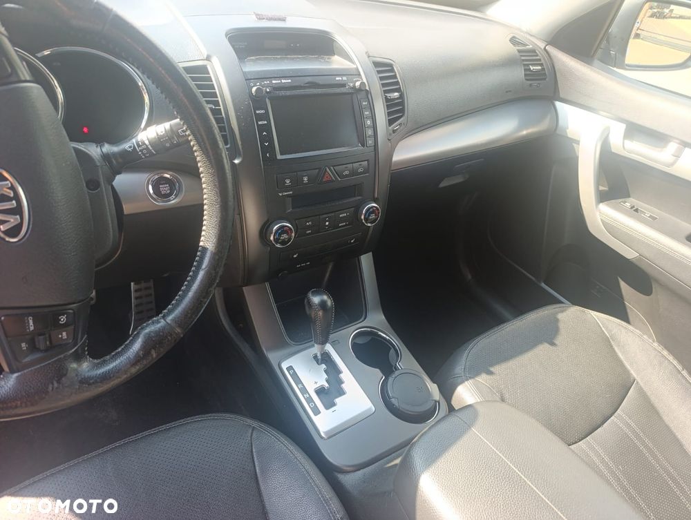 Kia Sorento 2.2 CRDi AWD Platinum Edition - 10