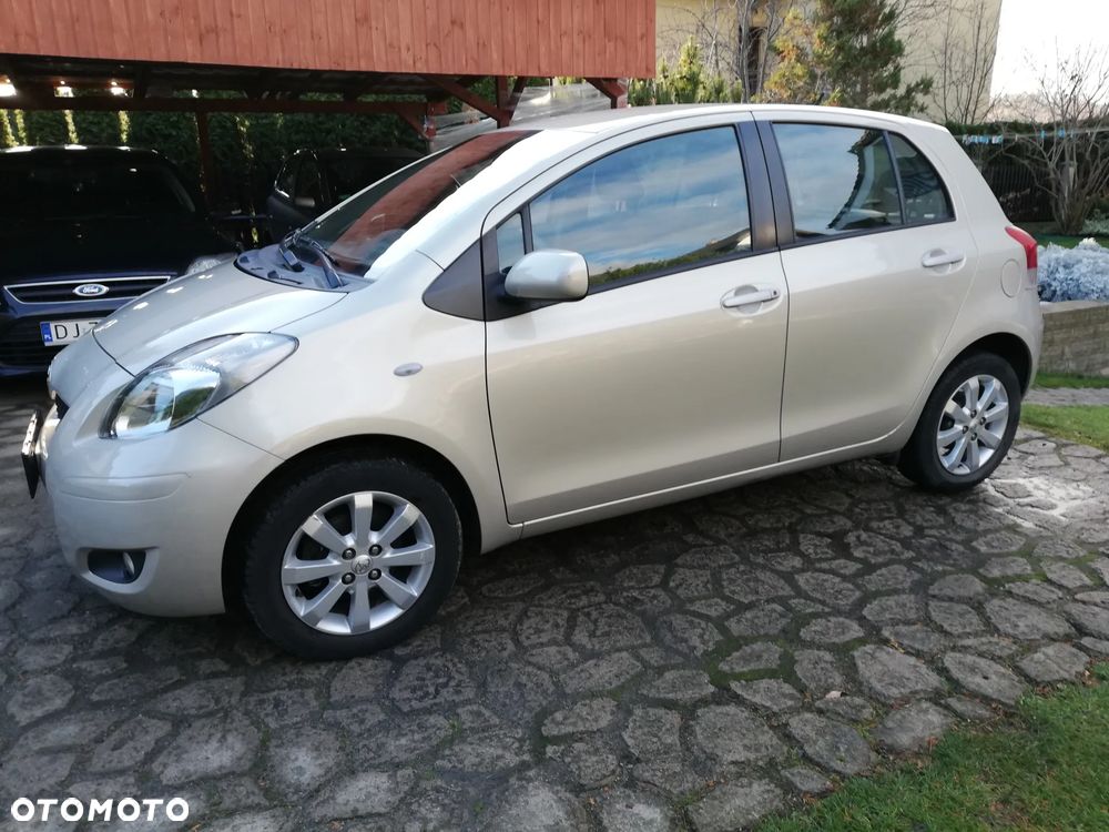 Toyota Yaris - 7