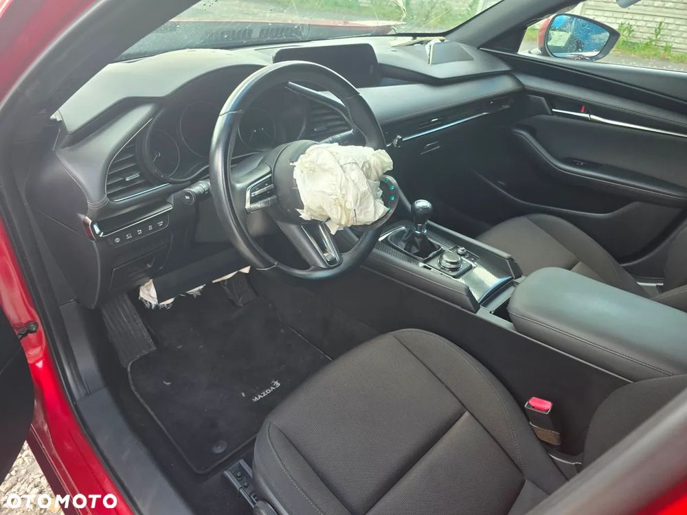 Mazda 3 SKYACTIV-G 2.0 M-Hybrid - 18