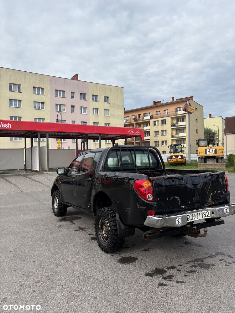 Mitsubishi L200 - 4