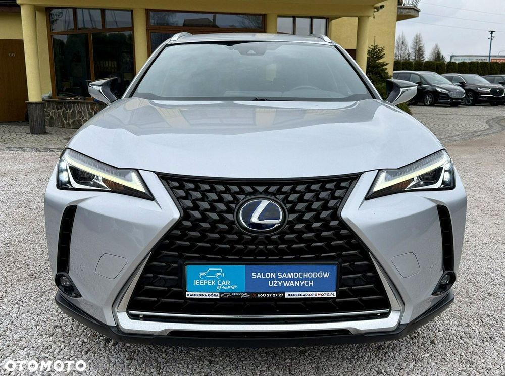 Lexus UX - 2