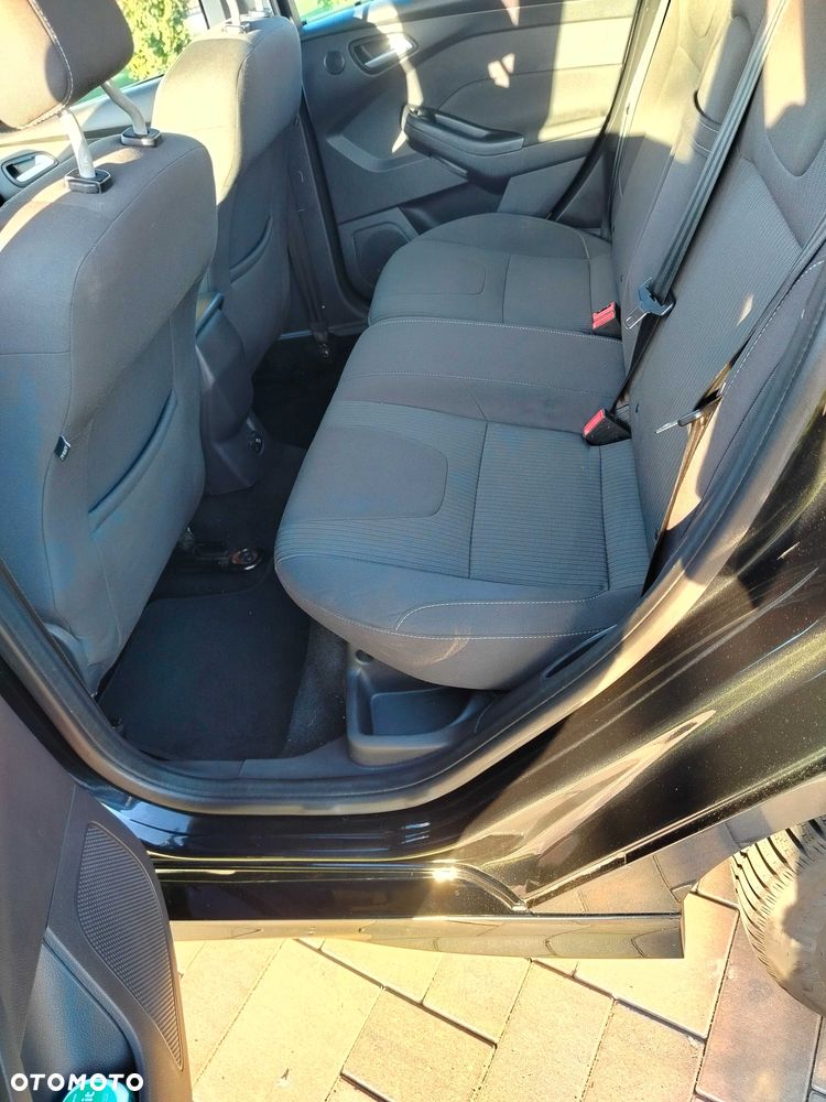 Ford Focus - 8