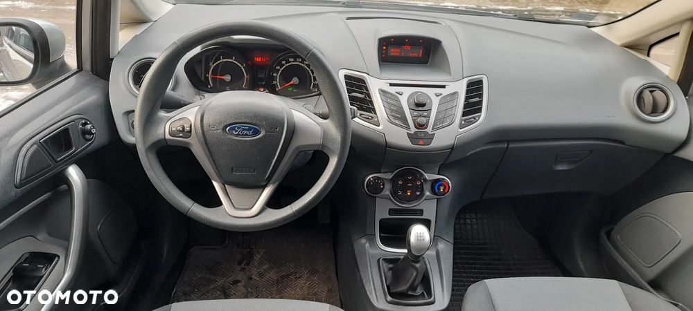 Ford Fiesta - 14