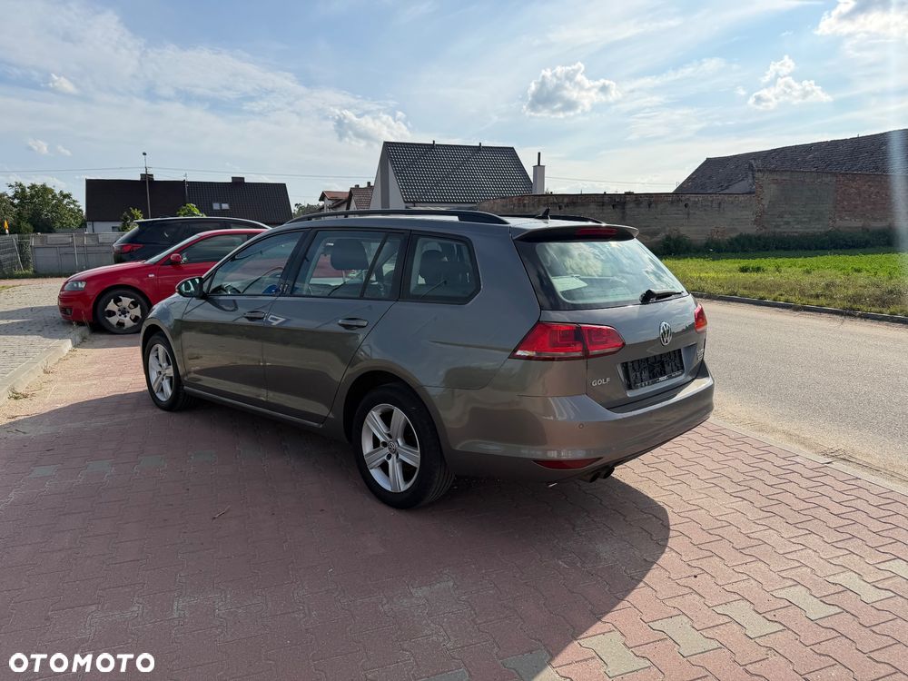 Volkswagen Golf Variant 2.0 TDI (BlueMotion Technology) Comfortline - 8