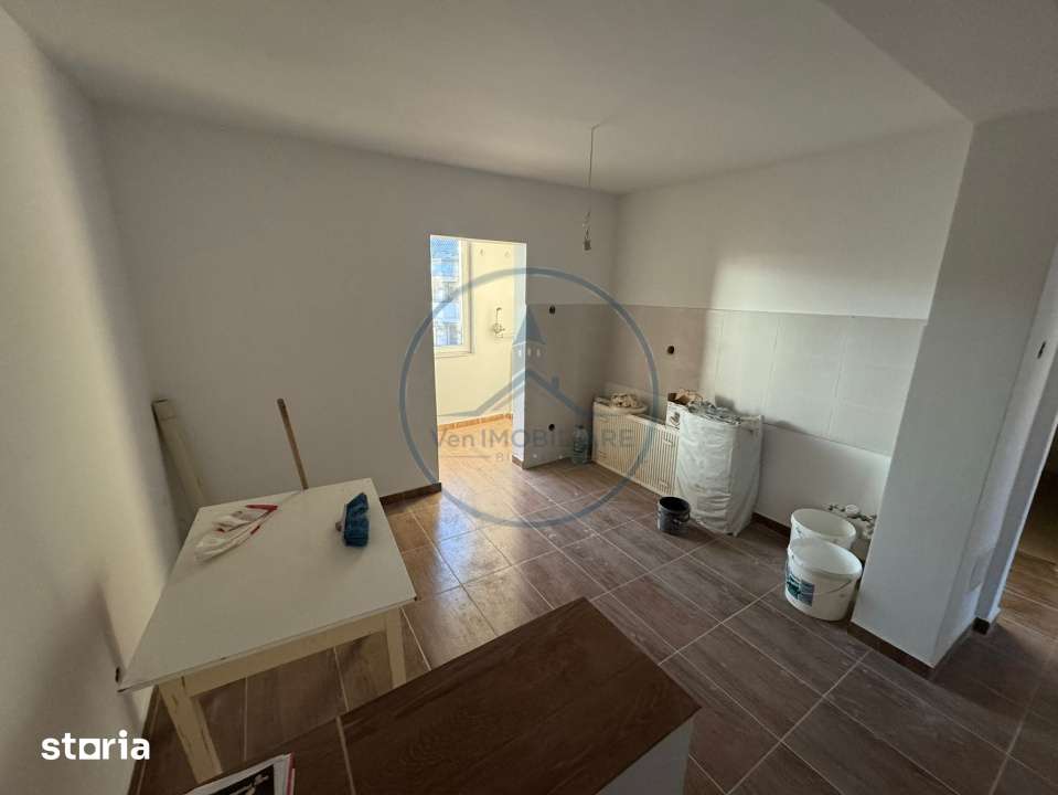 Apartament 2 camere, decomandat, etaj 4/4 , zona SENS — fotografia 1