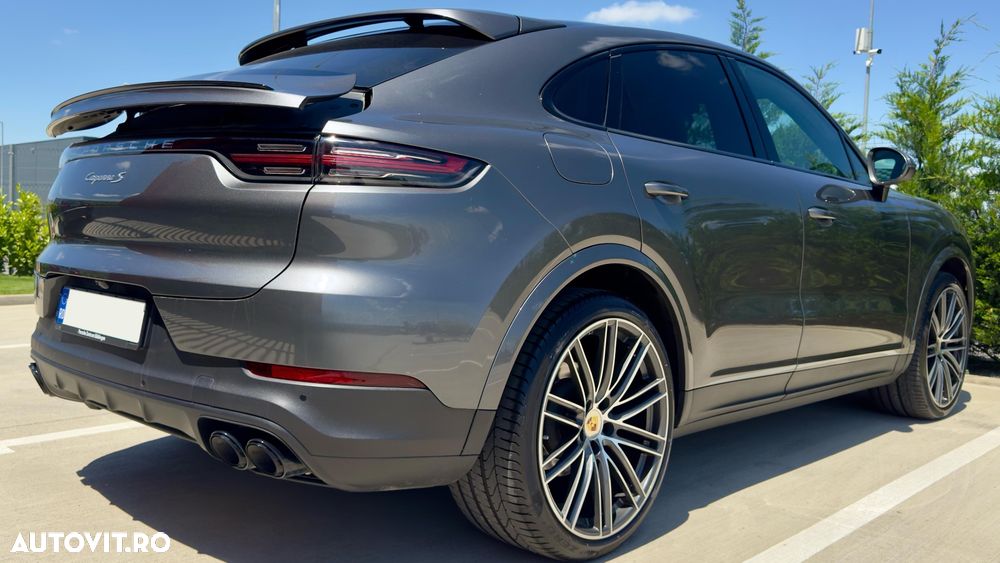 Porsche Cayenne Coupe - 22