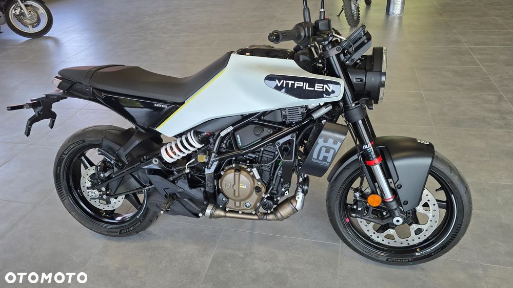 Husqvarna Vitpilen - 28
