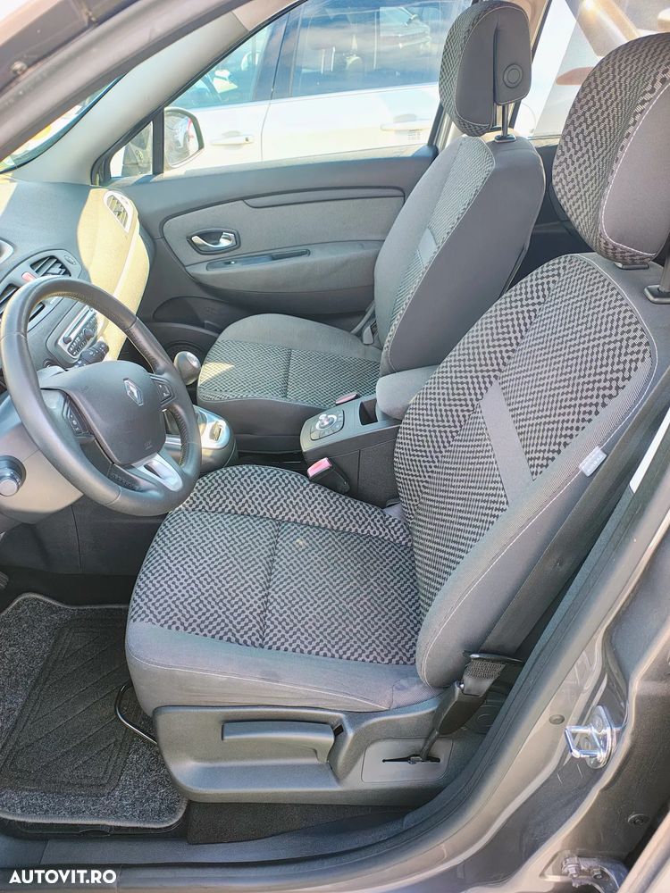 Renault Scenic - 16