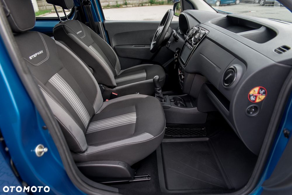 Dacia Dokker TCe 115 Stepway Celebration - 29