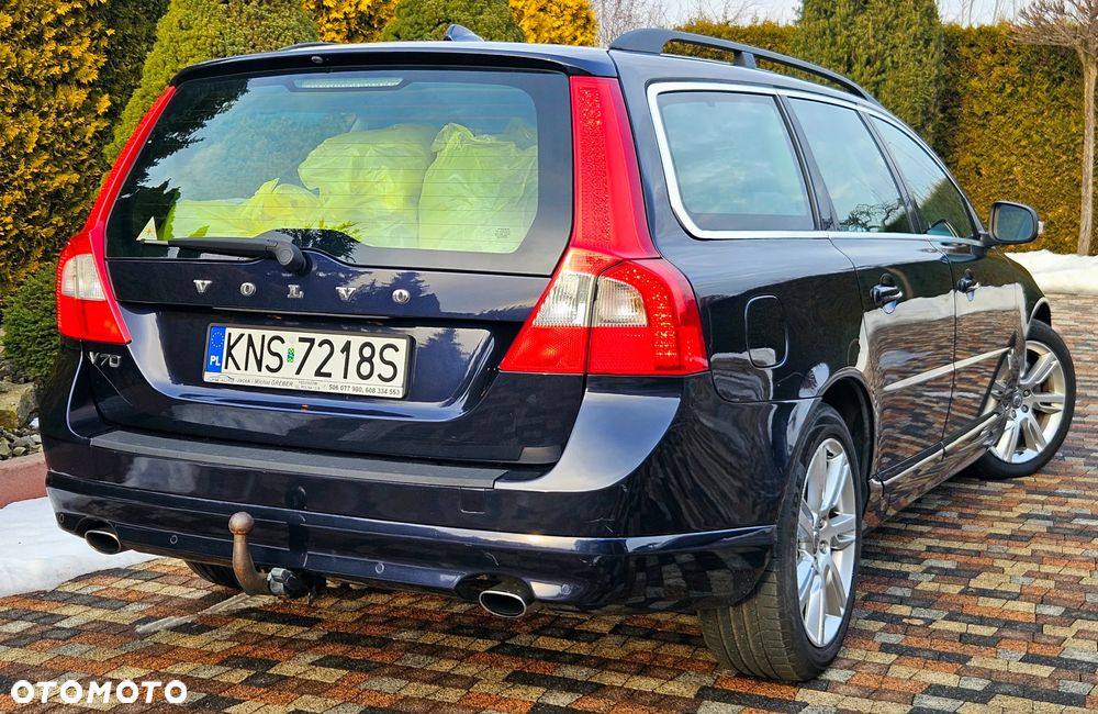 Volvo V70 D5 Summum - 4
