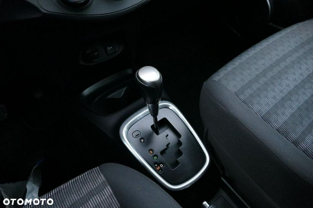 Toyota Yaris 1.33 Sol MM - 34