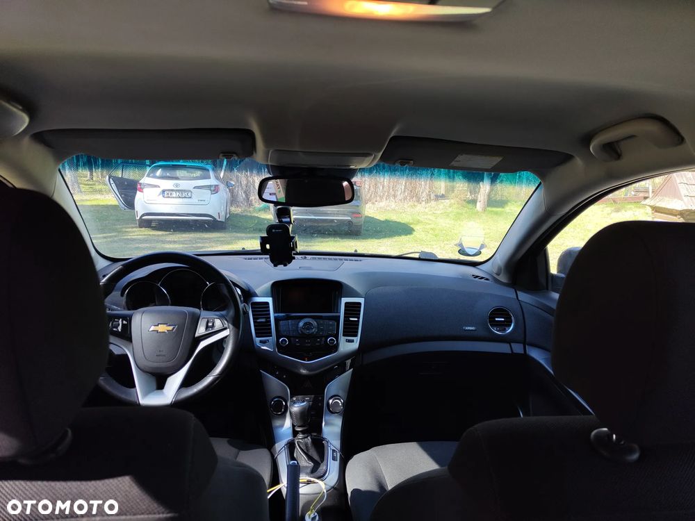 Chevrolet Cruze 1.8 LT+ - 19