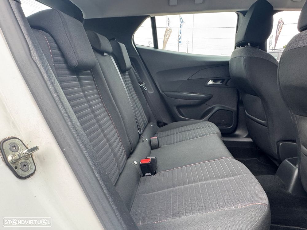 Peugeot 2008 PureTech 130 Active Pack - 22