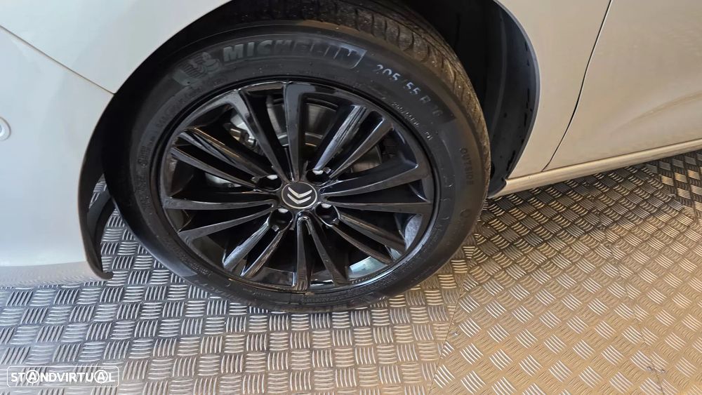 Citroën C4 1.6 e-HDi Exclusive CMP6 - 30