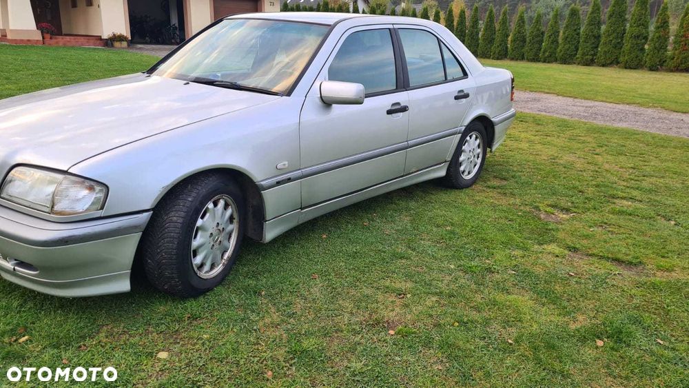 Mercedes-Benz Klasa C - 2