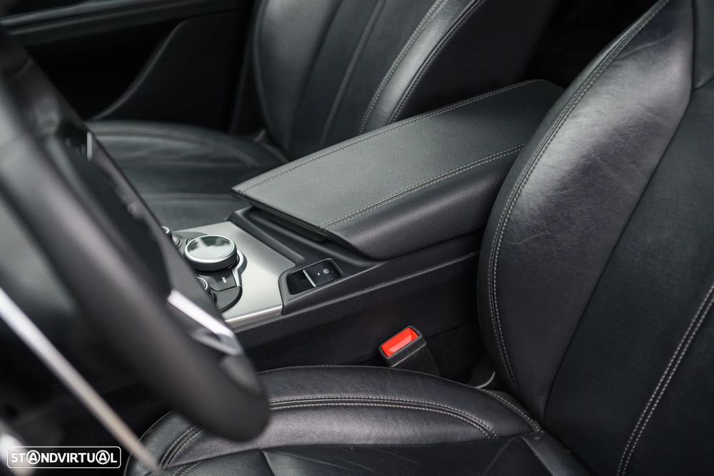 Alfa Romeo Stelvio 2.2 D Super AT8 Q4 - 22