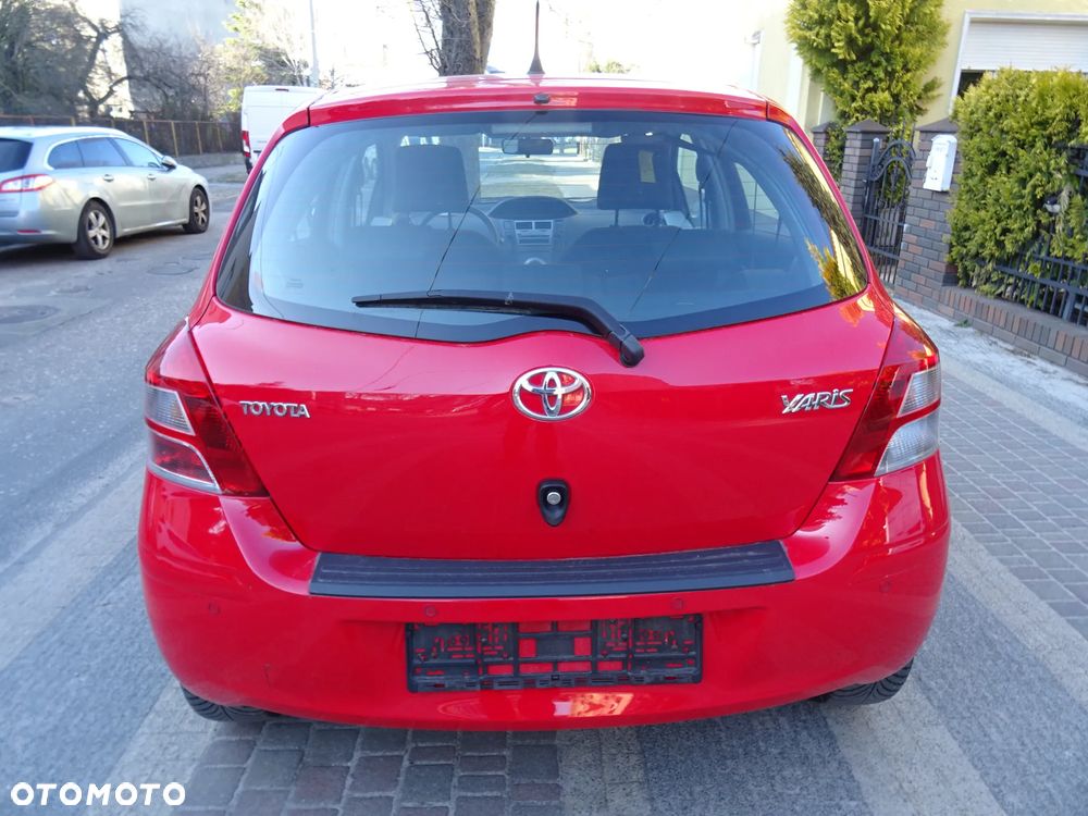Toyota Yaris 1.0 Luna EU5 - 9