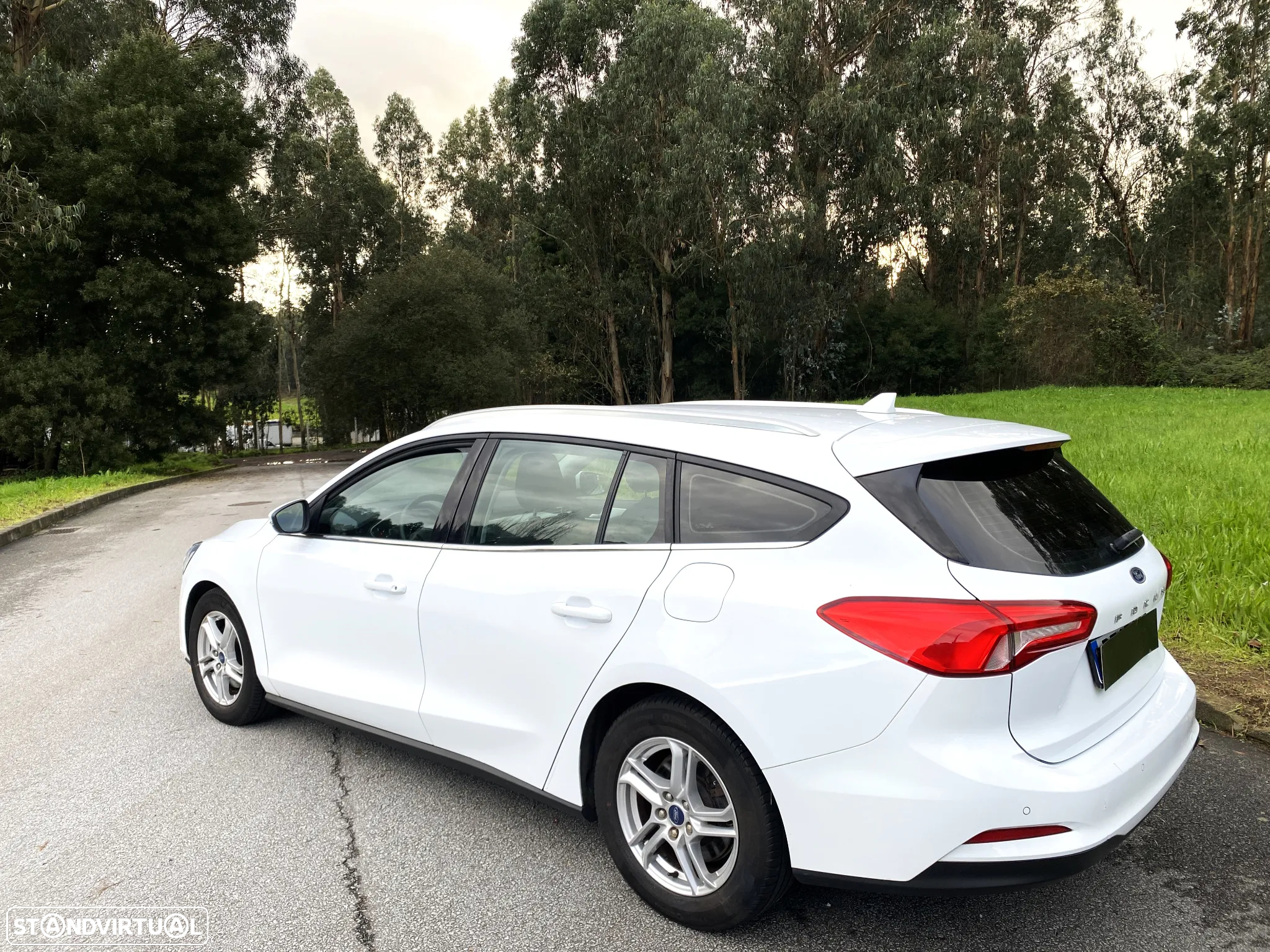 Ford Focus SW 1.5 EcoBlue S&S COOL&CONNECT DESIGN - 24