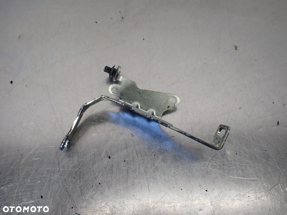 ŁĄCZNIK MOCOWANIE PEUGEOT 301  31358502 - 1