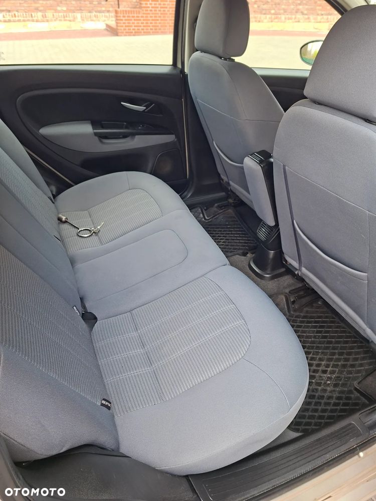 Fiat Linea 1.4 T-Jet 16V Active - 8