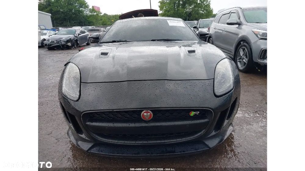 Jaguar F-Type R - 3
