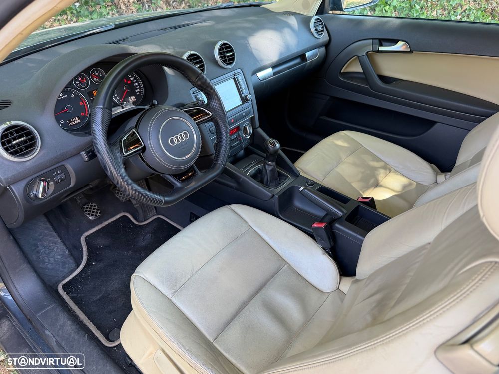 Audi A3 1.6 TDI DPF Attraction - 14
