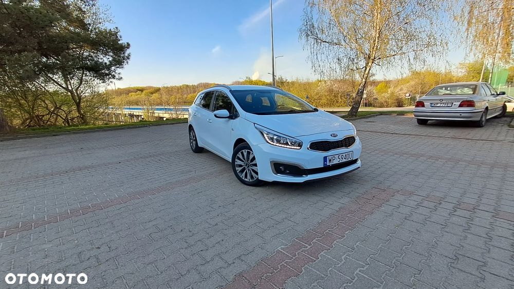 Kia Ceed 1.6 CRDi GT Line - 14