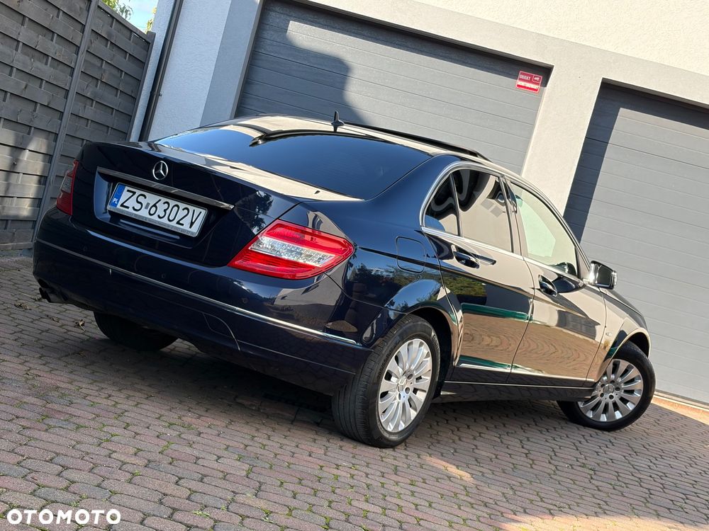 Mercedes-Benz Klasa C 180 K BlueEff Elegance - 19
