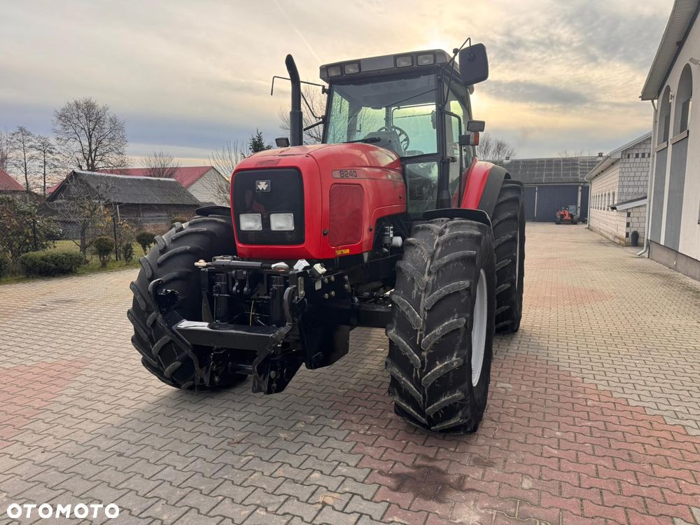 Massey Ferguson 8240 - 4