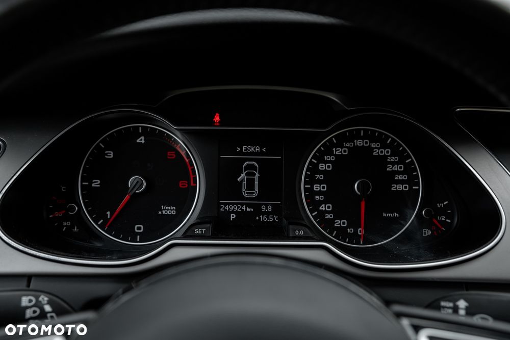 Audi A4 Avant 2.0 TDI DPF multitronic Attraction - 30
