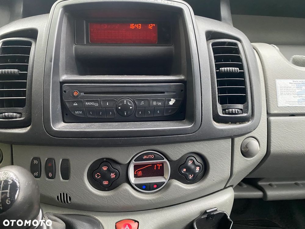 Renault Trafic - 11