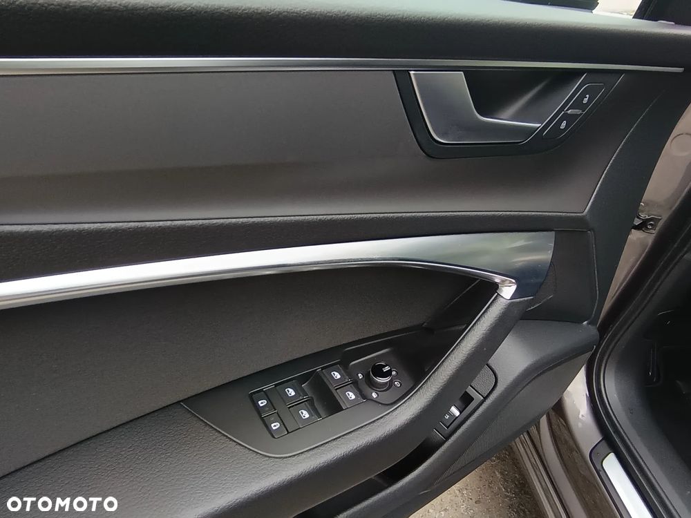 Audi A6 Avant 40 TDI S tronic S line - 5