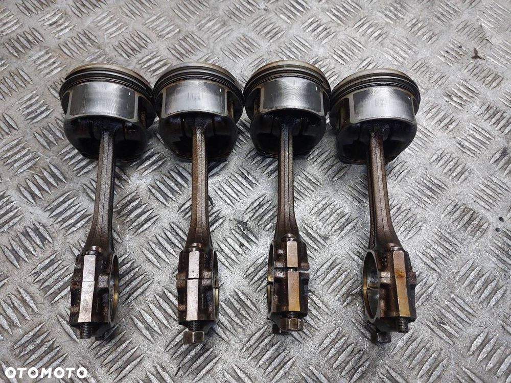 TŁOK + KORBOWÓD 4SZT KOMPLET VOLKSWAGEN PASSAT B5 1.6 8V AHL - 1