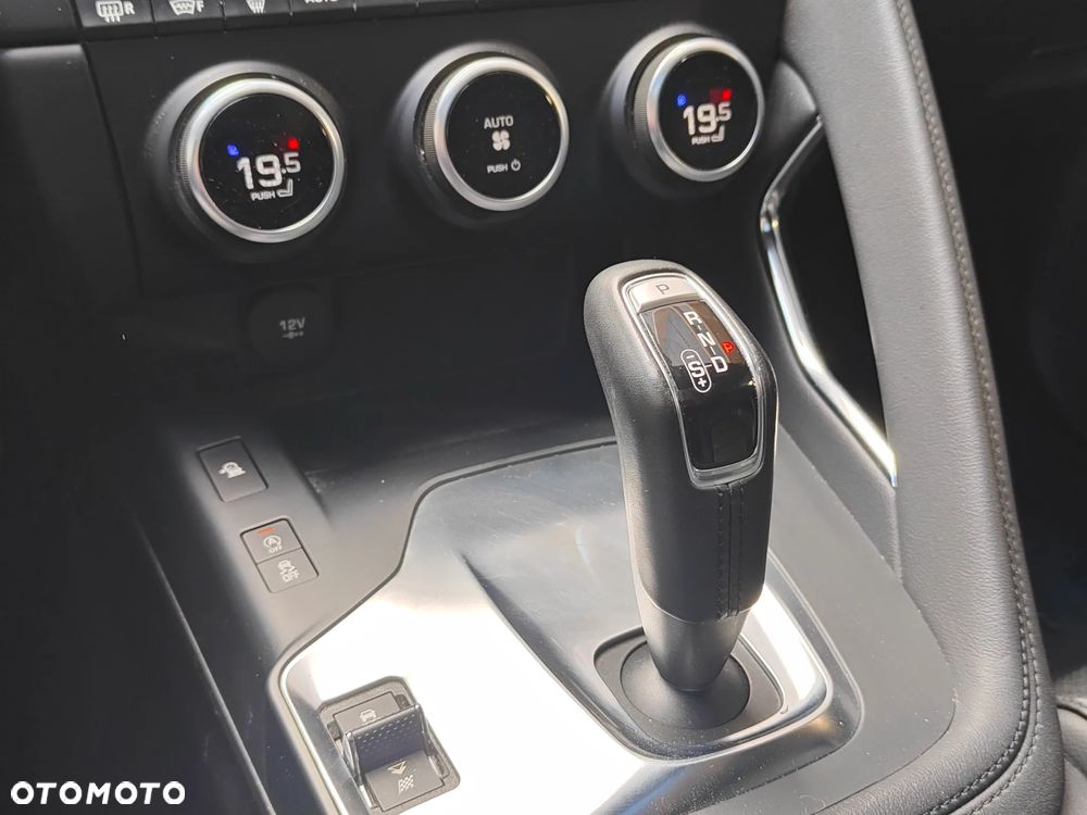 Jaguar E-Pace P300 AWD Sport - 27