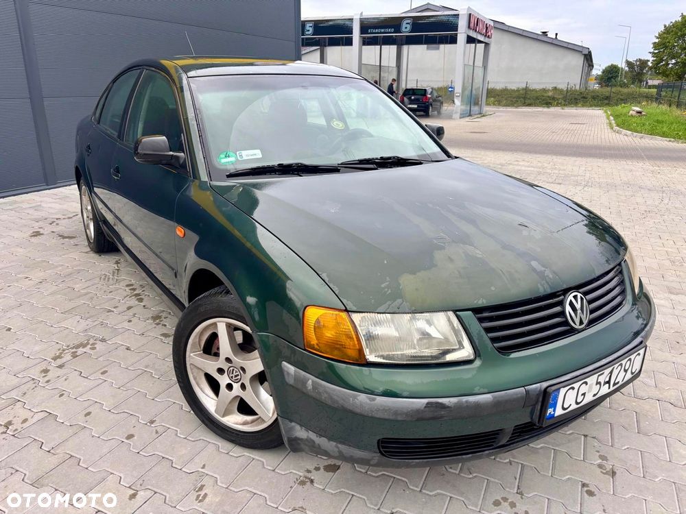 Volkswagen Passat 1.8 - 3
