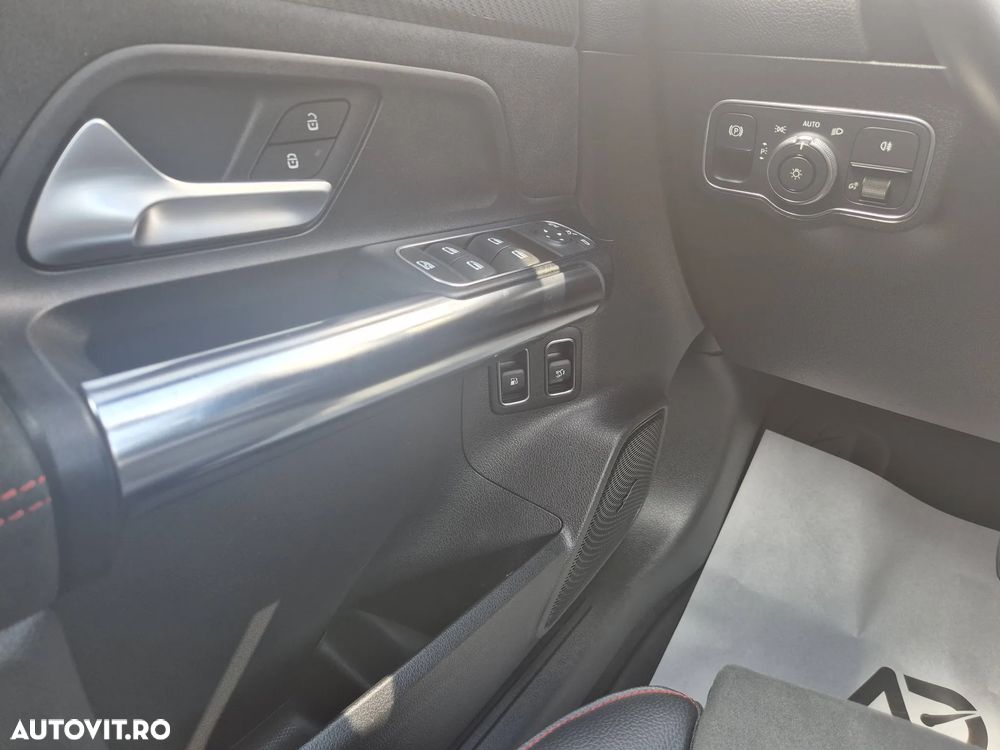 Mercedes-Benz GLA 250 e - 13