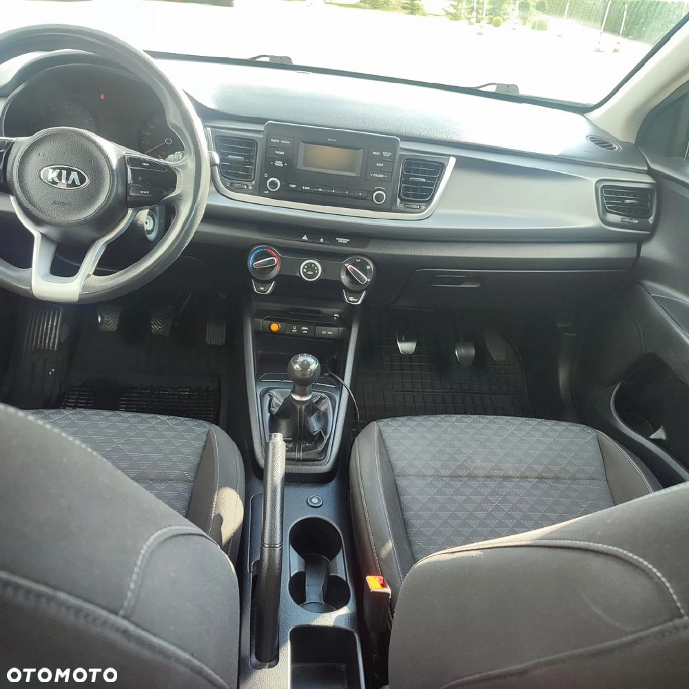 Kia Rio 1.2 L - 7