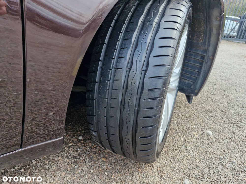 Opel Insignia 2.0 Turbo 4x4 Cosmo - 27