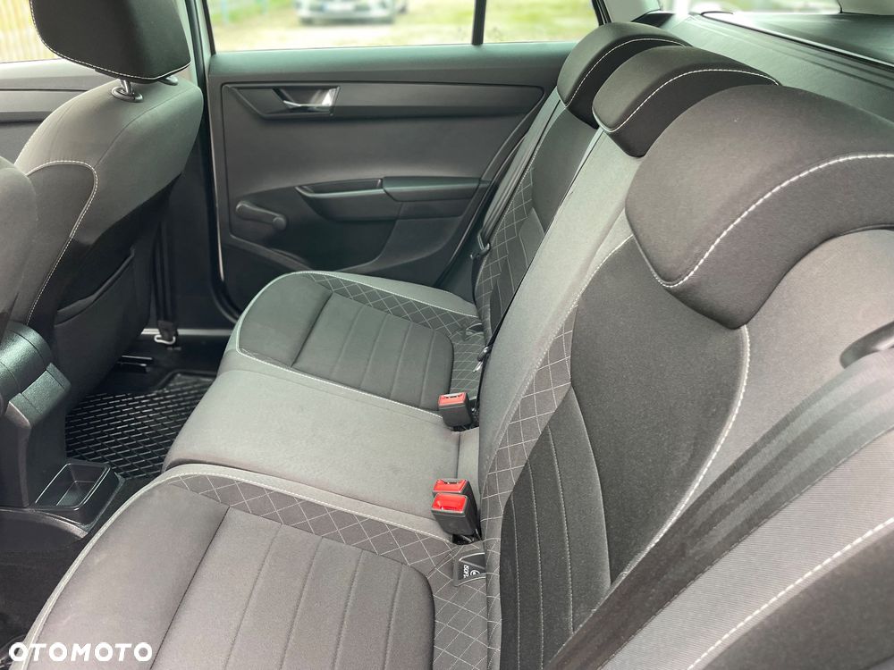 Skoda Fabia 1.0 TSI Ambition - 25