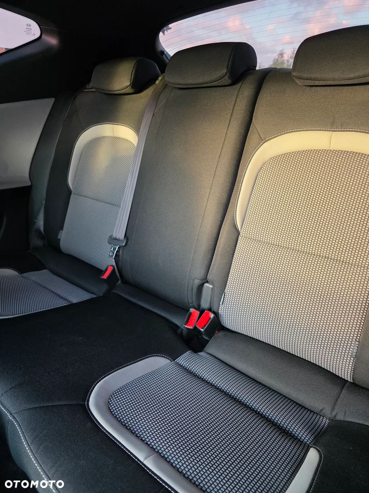 Kia ProCeed 1.6 GDI Spirit - 17