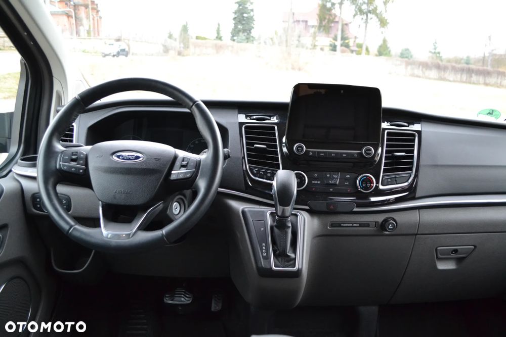 Ford Tourneo Custom 2.0 TDCi L1 Titanium SelectShift - 30