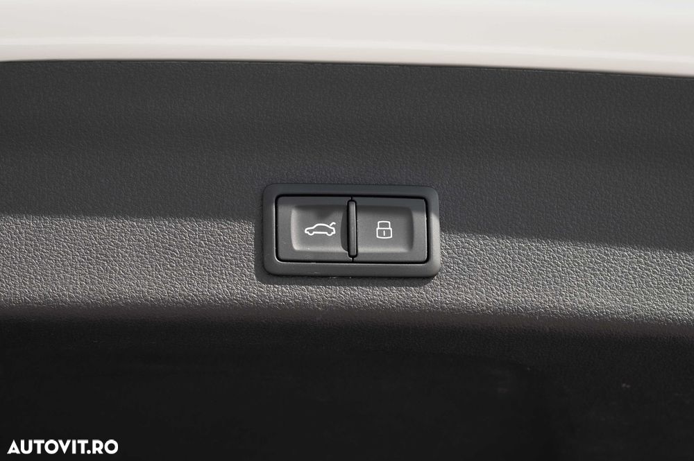 Audi A6 Avant 50 TFSI e quattro S tronic PHEV Basic - 34