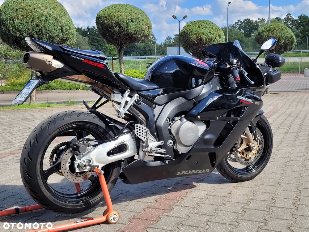 Honda CBR - 18