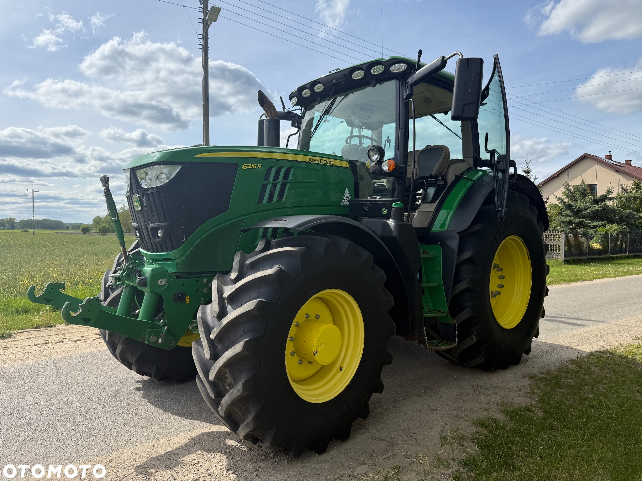 John Deere 6215R - 4