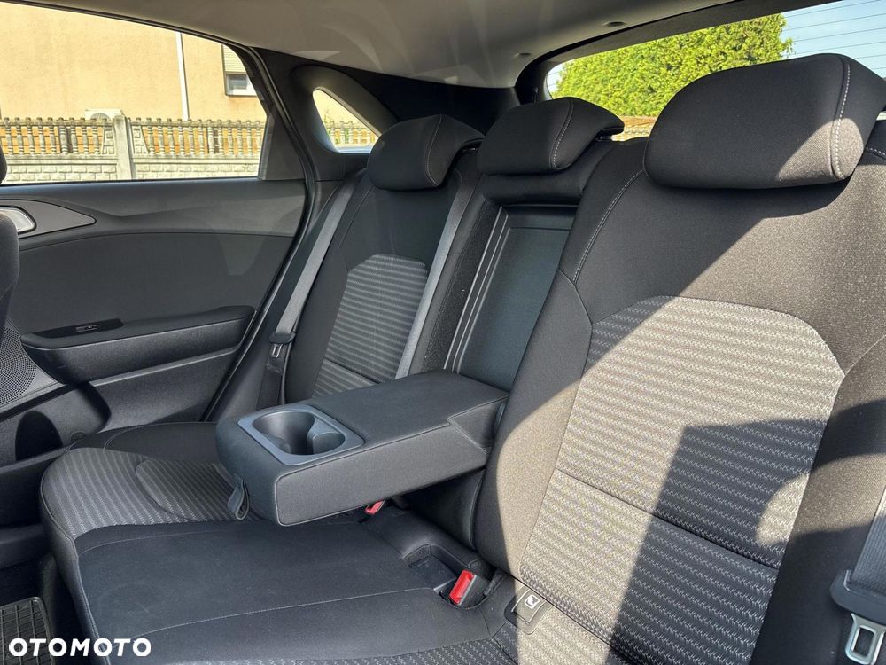 Kia Ceed 1.5 T-GDI M DCT - 17