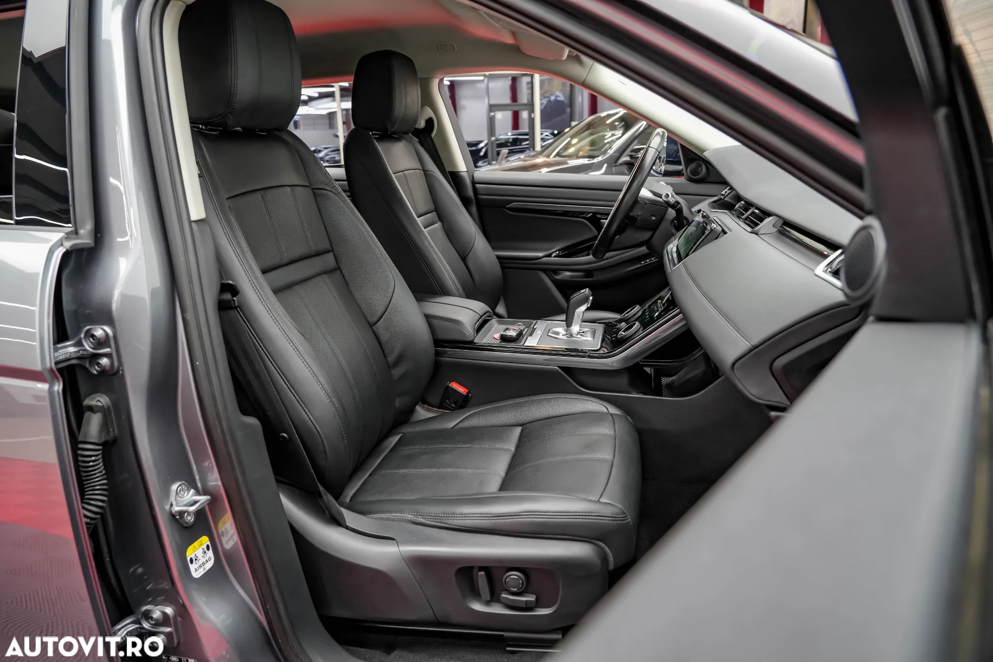 Land Rover Range Rover Evoque 2.0 D150 SE - 4