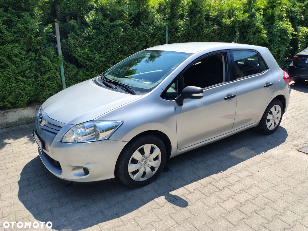 Toyota Auris 1.6 Active - 1