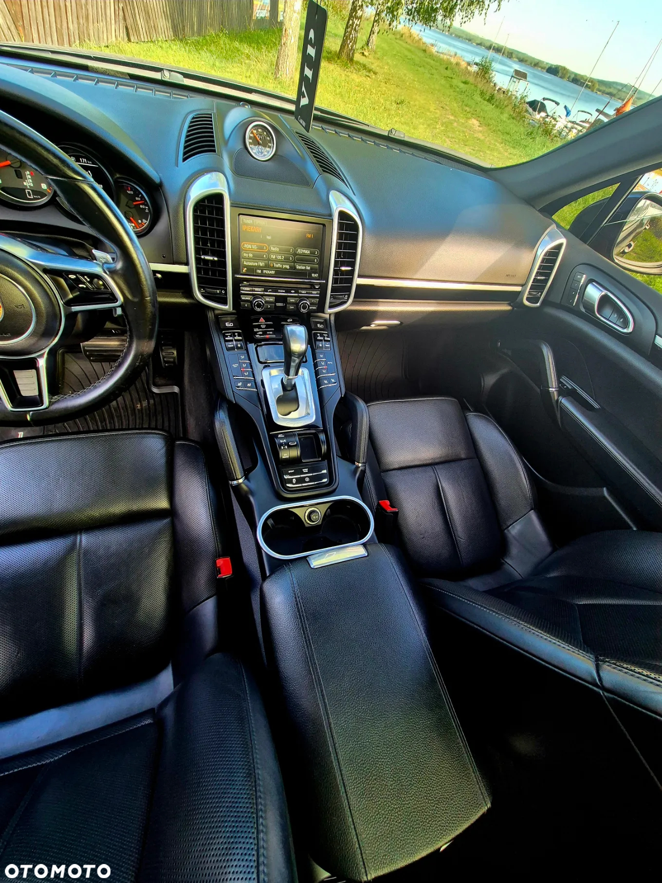 Porsche Cayenne - 16