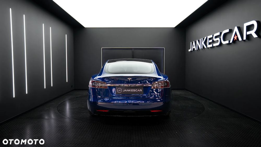Tesla Model S Performance - 6